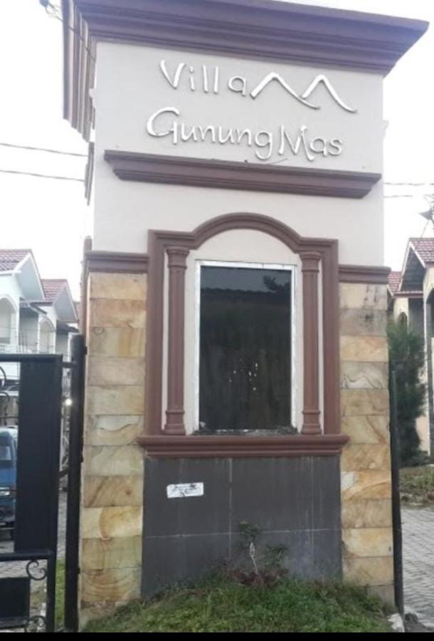 Villa Gunung Mas Berastagi Exterior foto